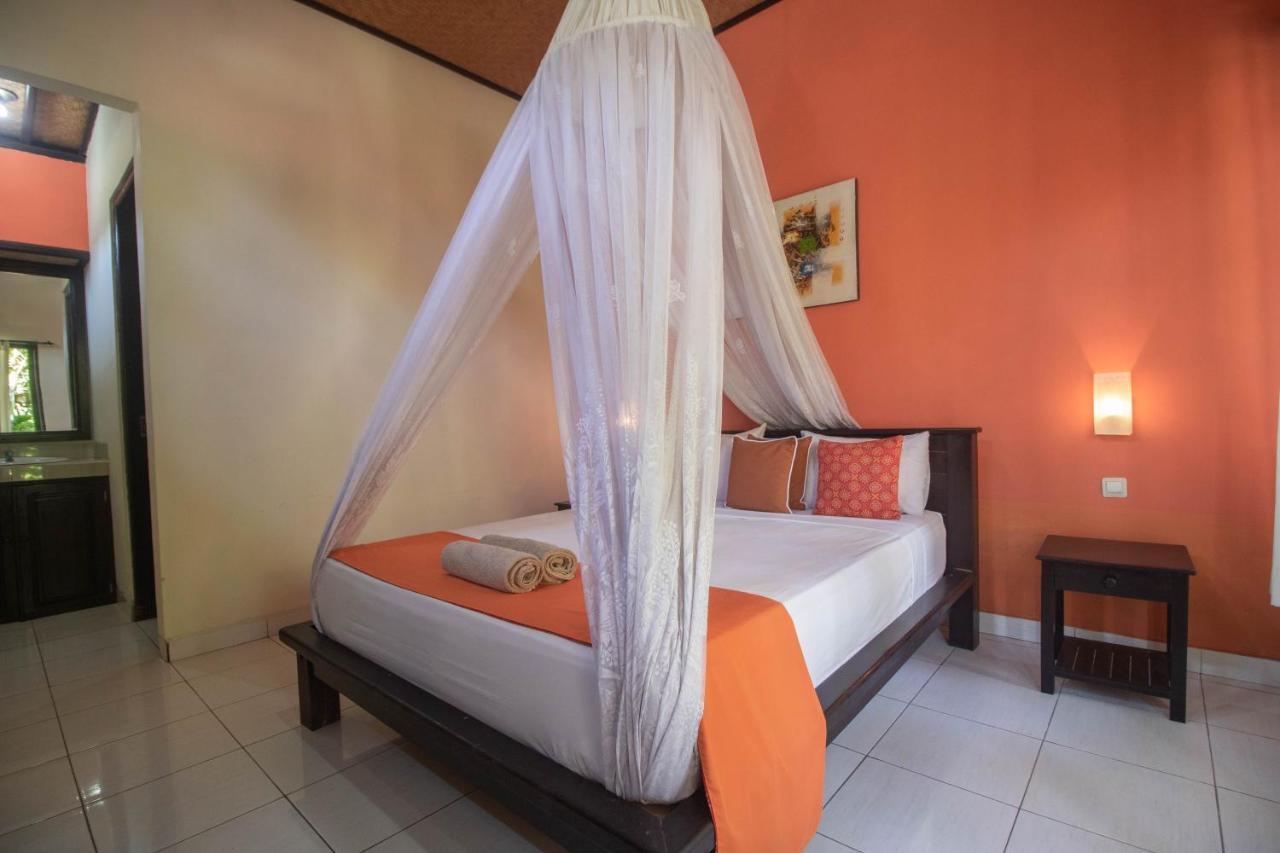 Giri Sari Guest House เปมูเตรัน ภายนอก รูปภาพ